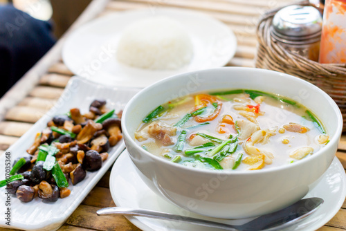 Tom Kha Gai (Thai Chicken Coconut Soup)