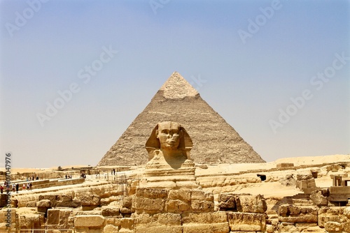 The great Sphinx and pyramids of Gi, Cairo, Egypt 
