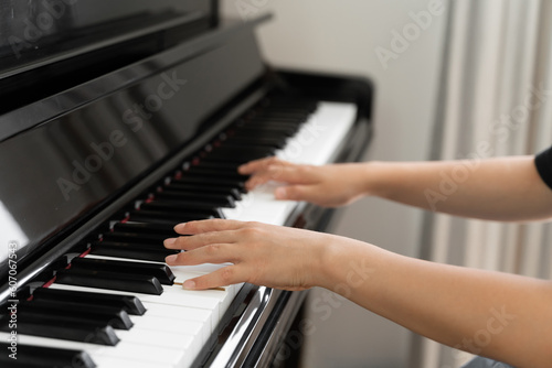 自宅でピアノ練習