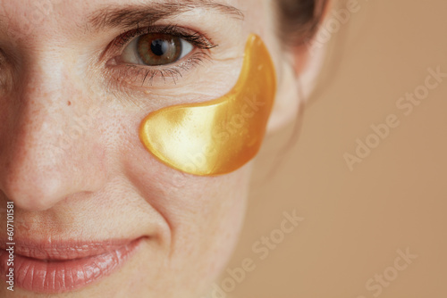 Konstfotografi Closeup on modern woman with eye patches