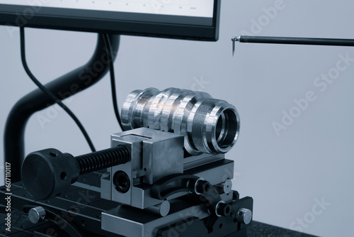 Foto coordinate measuring machine in metal cutting industry