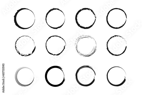 Obraz na płótnie Collection of hand drawn black highlight circle. Highlighter marks, strokes. Design elements isolated on white background w salonie