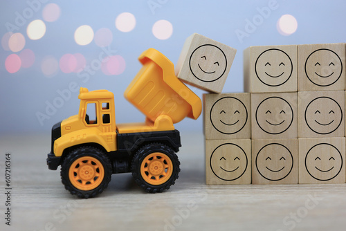 Trucks carry smiling faces to serve customers to have an impression of products and services that require a lot of service mind to build strength for the brand and competition.