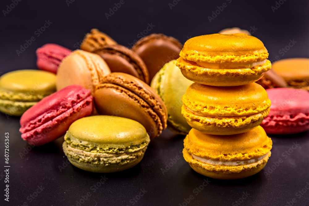 Fototapeta premium Colorfull Macarons black background