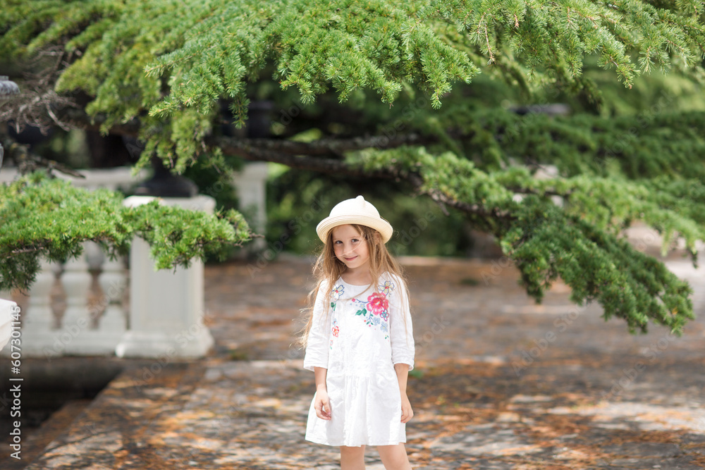 Obraz premium happy cute baby child girl in nature Park outdoor in summer