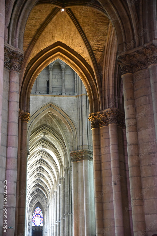 Voûtes gothiques de Notre-Dame de Reims. France Voûtes gothiques de Notre-Dame de Reims. France