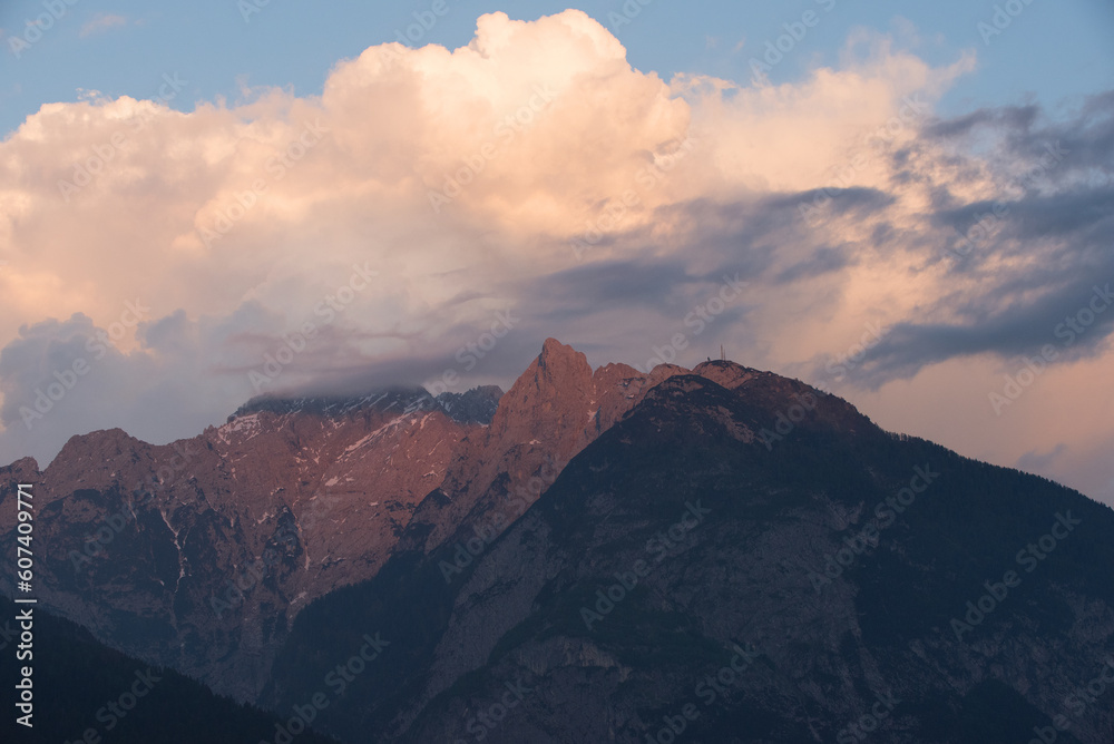 Obraz premium the beauty of the dolomites at sunset 