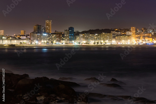 Night view of the bay of A Coruña in front of the sea © Siur