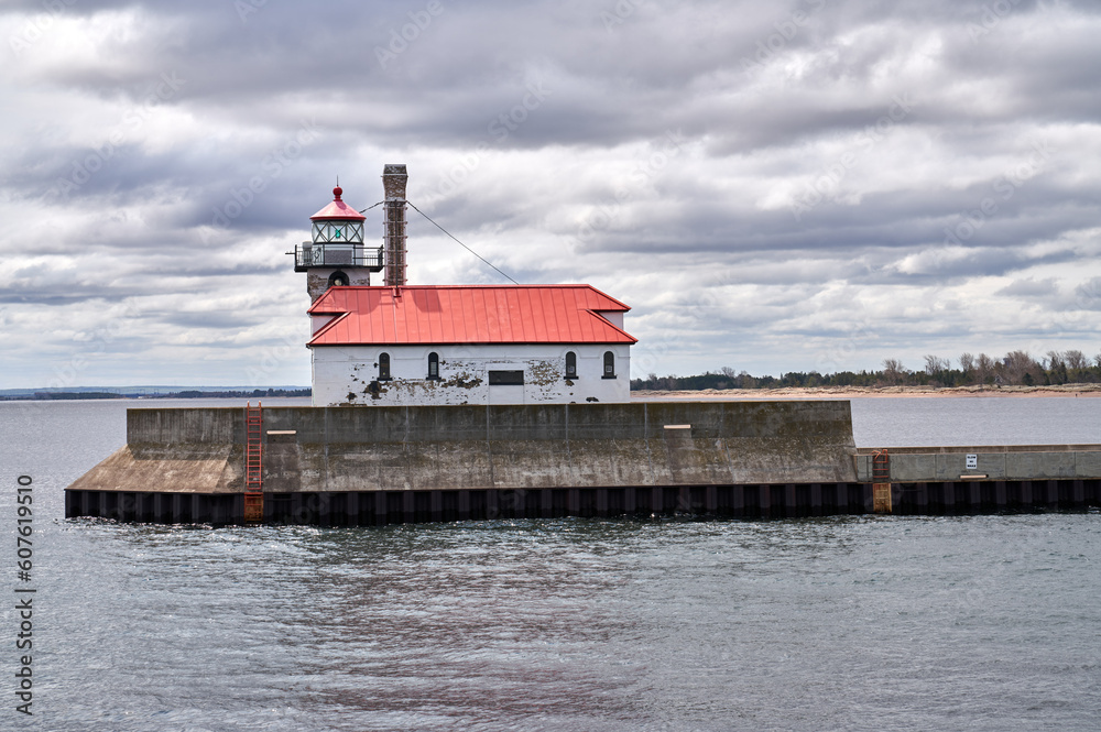Lighthouse on the Pier in Duluth Minnesota | Lake Superior 
