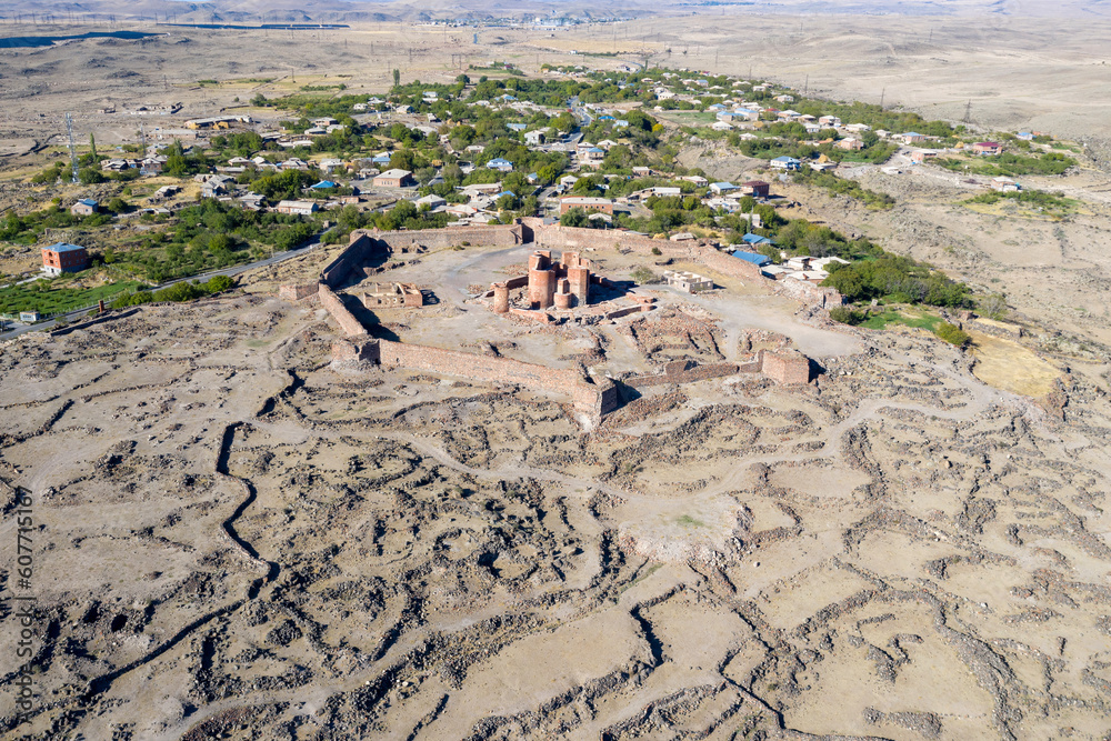 Obraz premium Drone view of medieval Dashtadem Fortress on sunny summer day. Aragatsotn Province, Armenia.