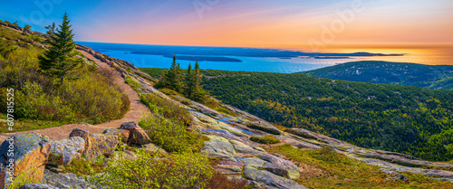 Cuadro en lienzo Panorama of the Cadillac Mountain Overlook in Acadia National Park, Bar Harbor,