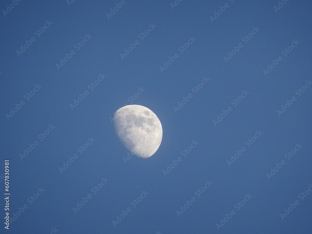 Lune en journée Lune en journée