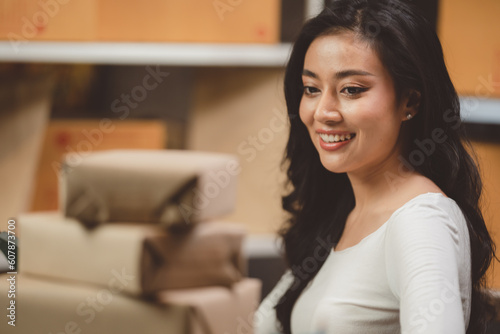 Portrait of young smiling w...