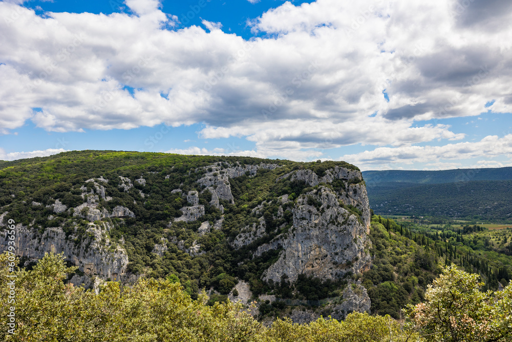 Falaises des Gorges de l'Hérault depuis le Mont Agonès