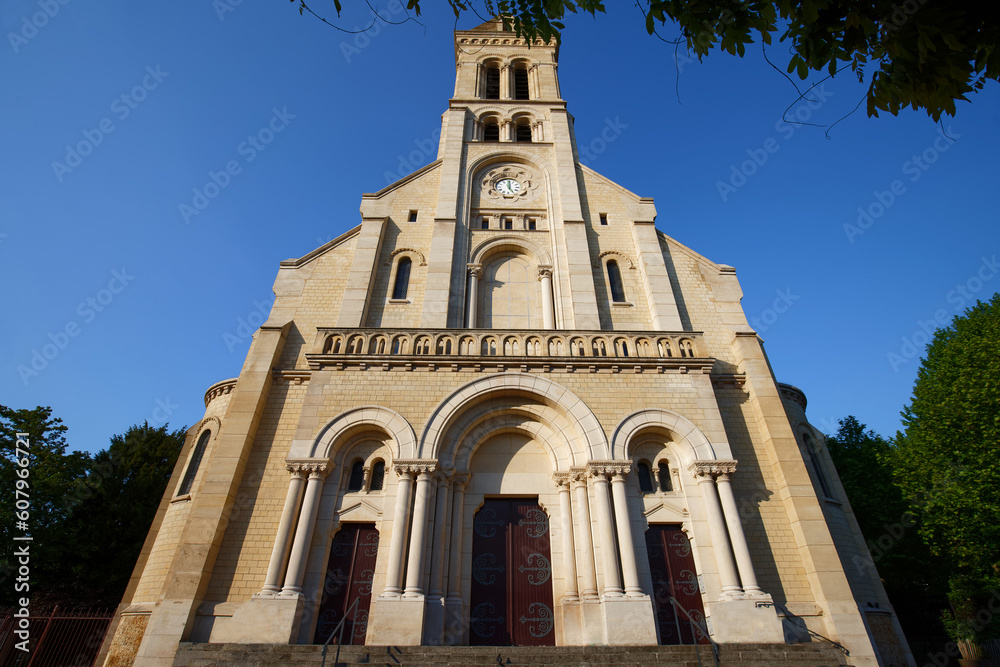 Obraz premium Main facade of the Notre-Dame-du-Rosaire Church, in Saint-Ouen, France .