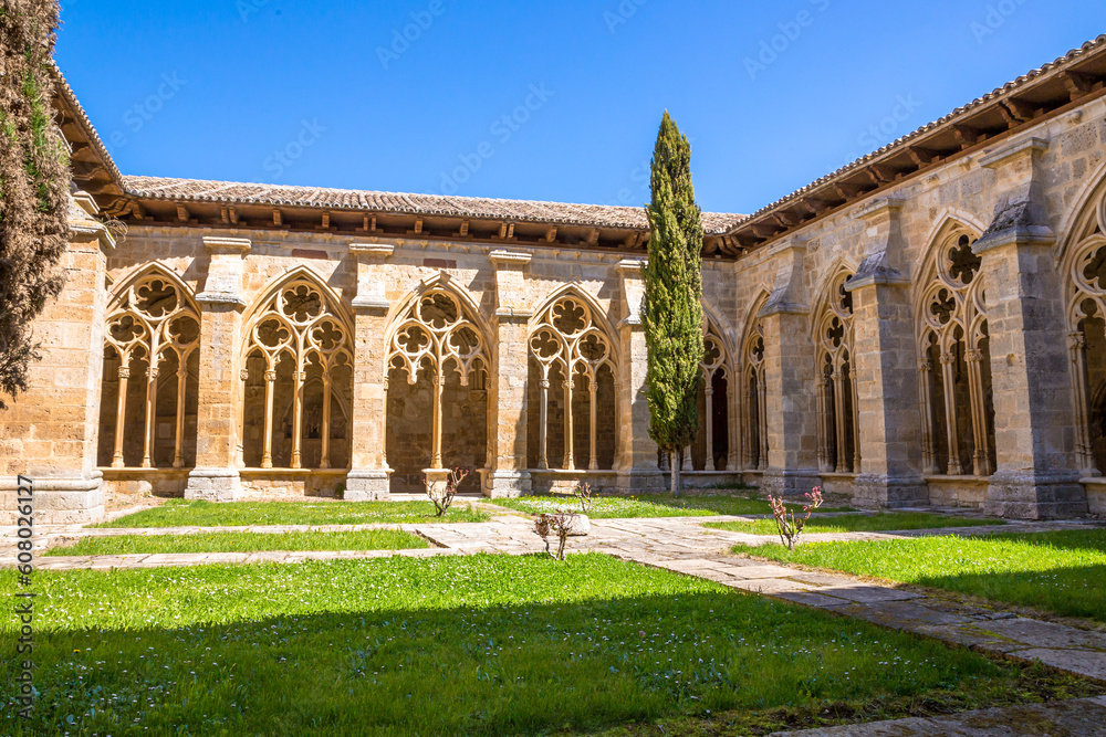 View of the courtyard of the cloister of the Church of Santa María la Real, Sasamón, Burgos, Spain
