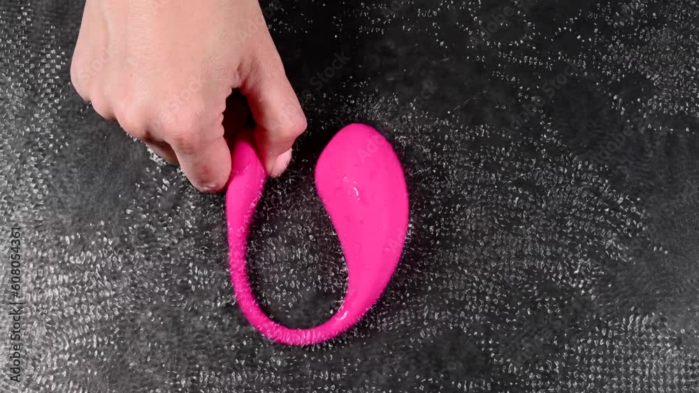 sexspielzeug videos kostenlos Vibrator for woman. Creative. Sex toy or vibrator to satisfy woman. Stylish main image 0