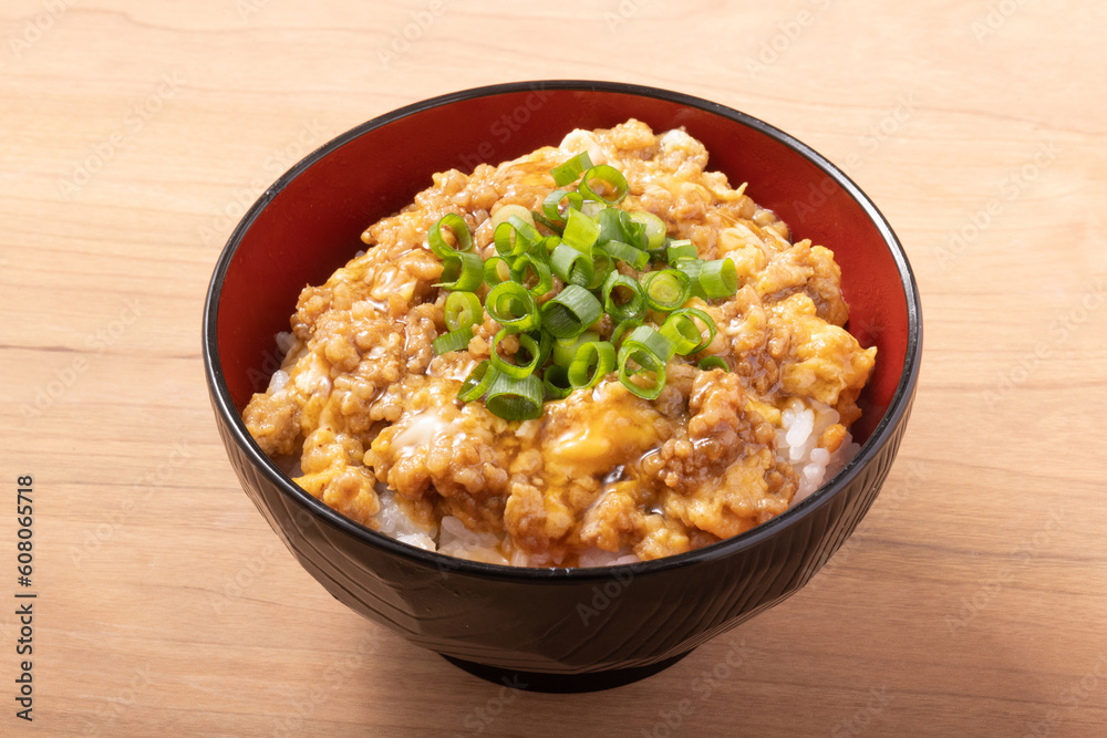 肉そぼろ卵とじご飯 肉そぼろ卵とじご飯