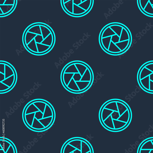 Green line Camera shutter icon isolated seamless pattern on blue background. Vector