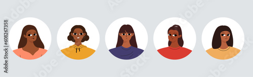 Circle avatars with young black woman's faces. Different smiling girls