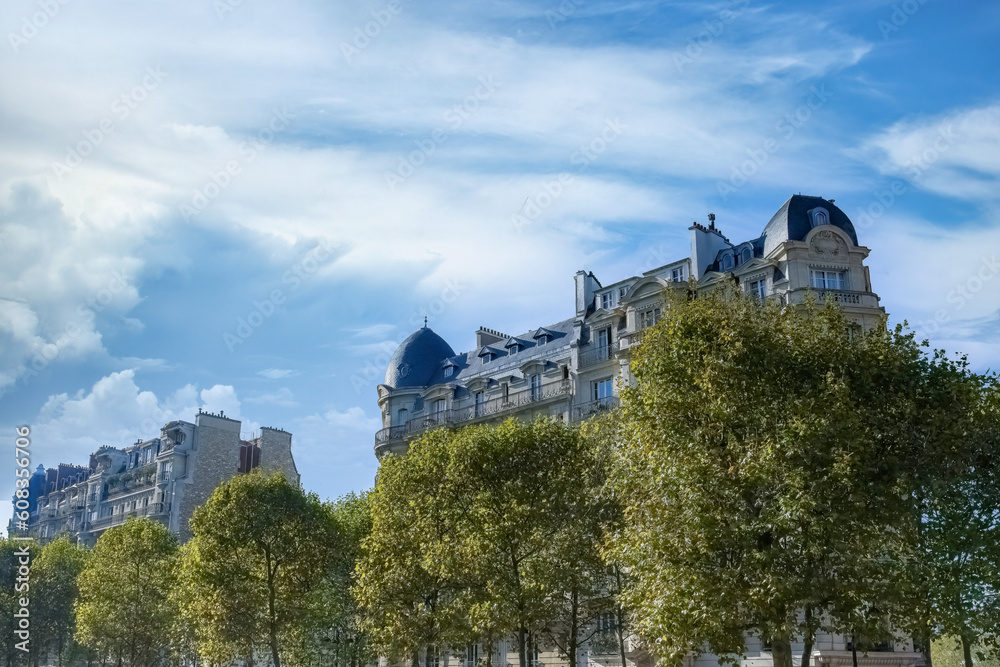 Paris, beautiful Haussmann facades in a luxury area of the capital, avenue de Breteuil

