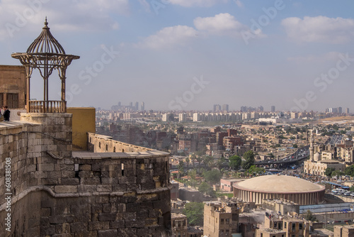 Muros y mirador de la Ciudadela con vista de la ciudad de El Cairo en Egipto