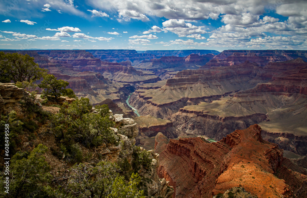 Magnificent Grand Canyon under a stunning sky