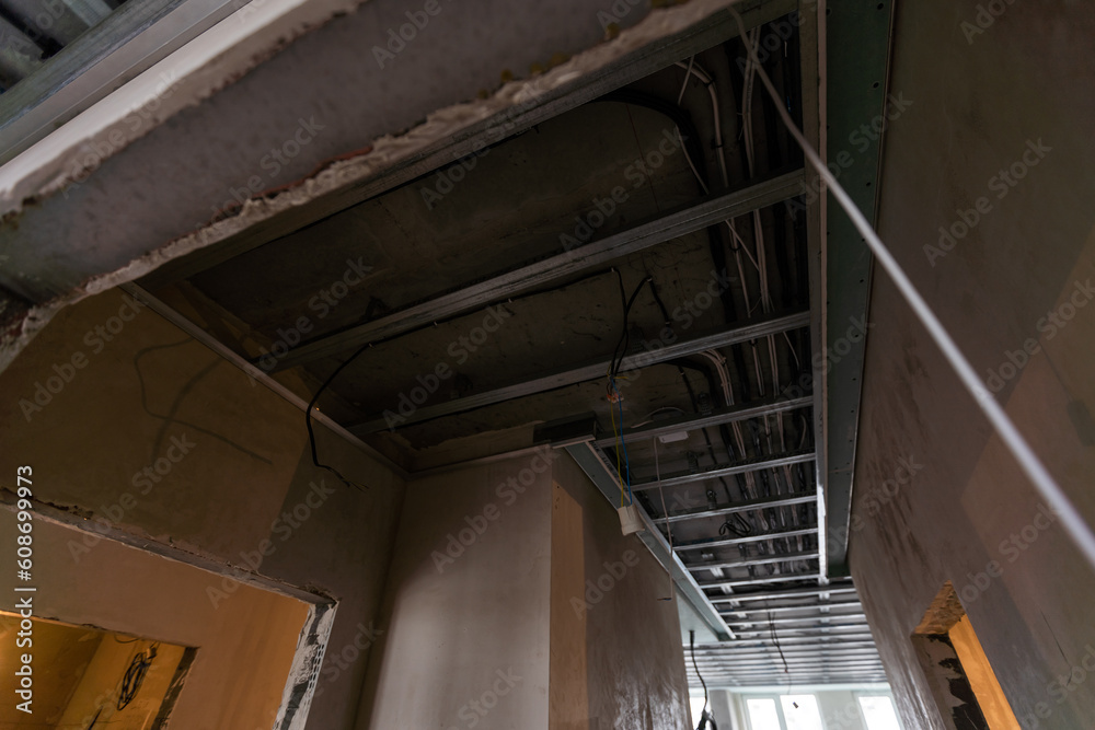 Bottom of the frame mounted ceiling Bottom of the frame mounted ceiling