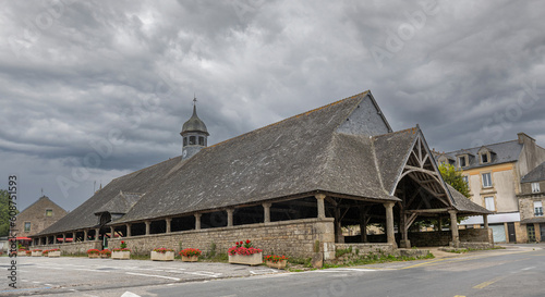 Ancient market hall a Quimp...