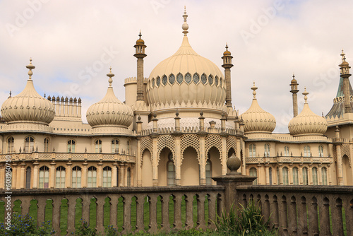 Exotisches Wahrzeichen im Seebad Brighton; Royal Pavilion von Osten gesehen photo
