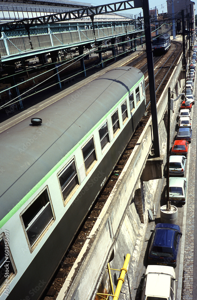 Fototapeta premium train next to road