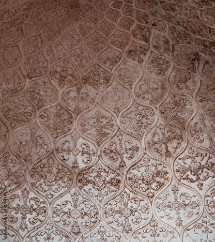 Intricate carvings on Bibi ka Maqbara