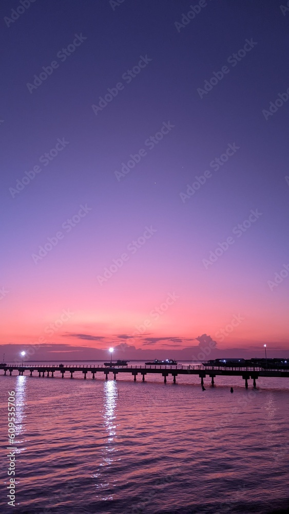 Obraz premium sunset over the sea