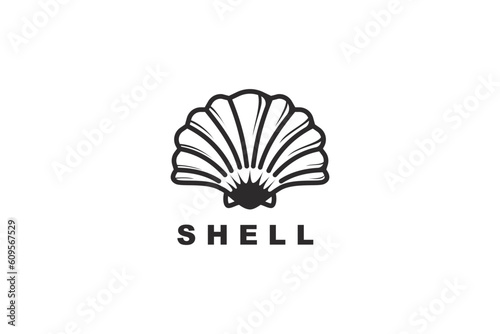 sea shell vector illustration © badi