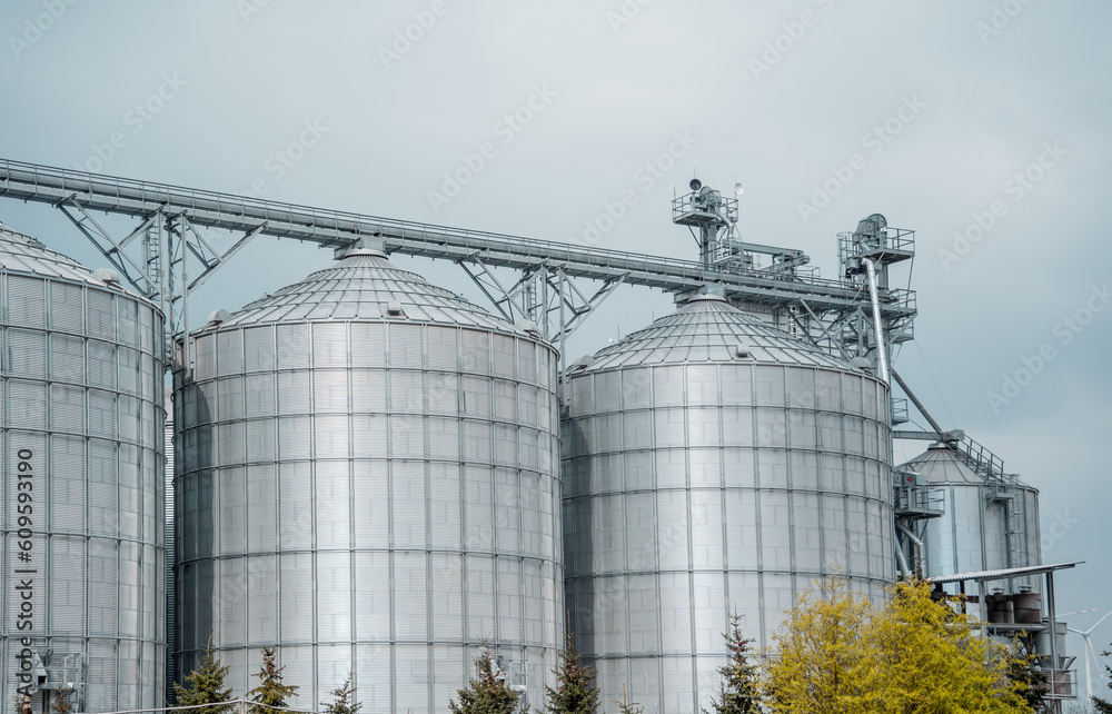 Storage tanks cultivated agricultural crops processing plant