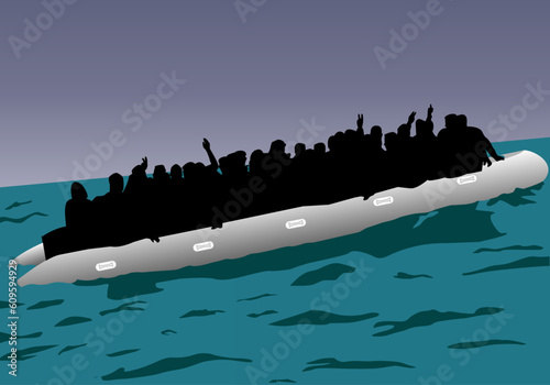 Patera de inmigrantes en el mar