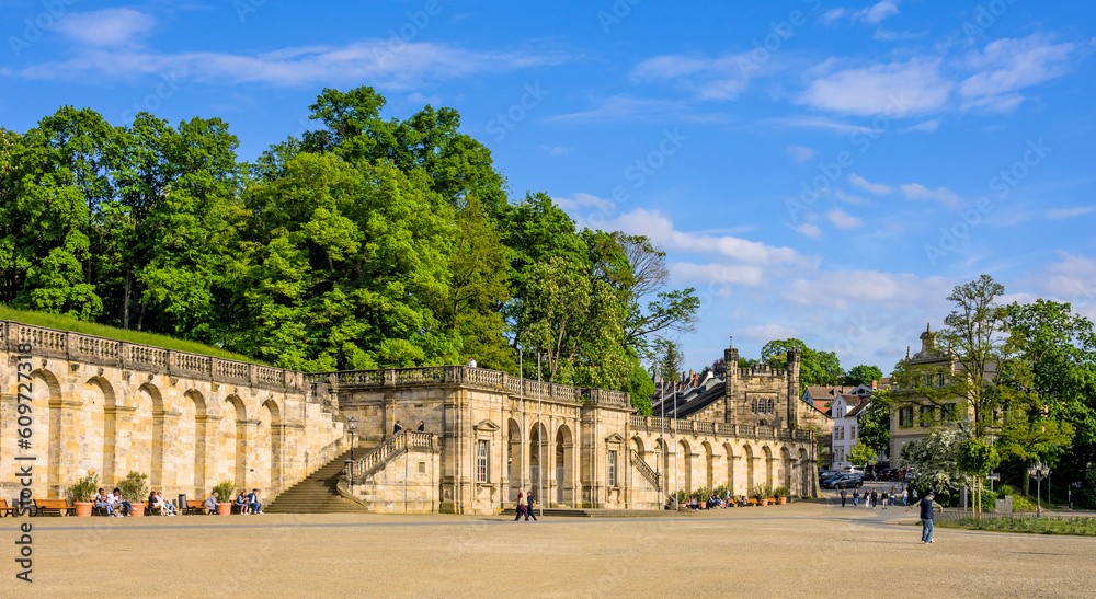Coburger Schlossplatz mit Arkaden, Deutschland