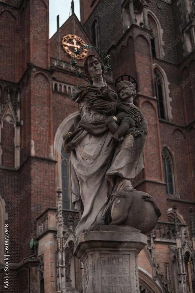 Statue of Madonna and Child Wroclaw Cathedral Square Statue of Madonna and Child Wroclaw Cathedral Square