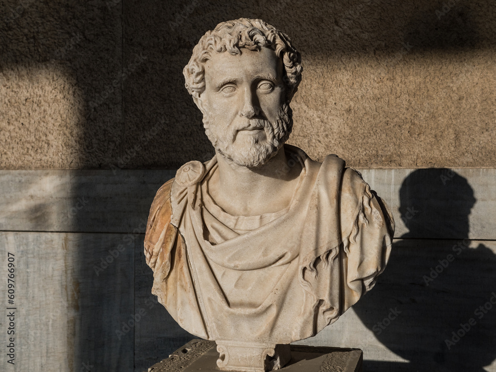 Fototapeta premium Greek Statue