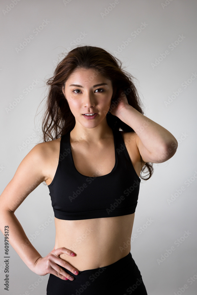スポーツウェアを着た女性 スポーツウェアを着た女性