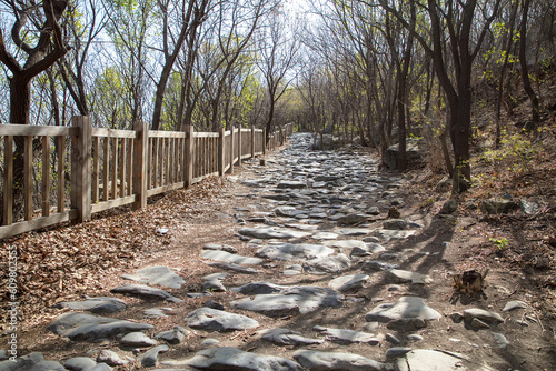 The vicissitudes of the history of the Yuhe Ancient Road in Beijing