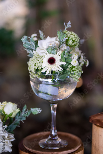 White-themed tabletop decoration concept for weddings.