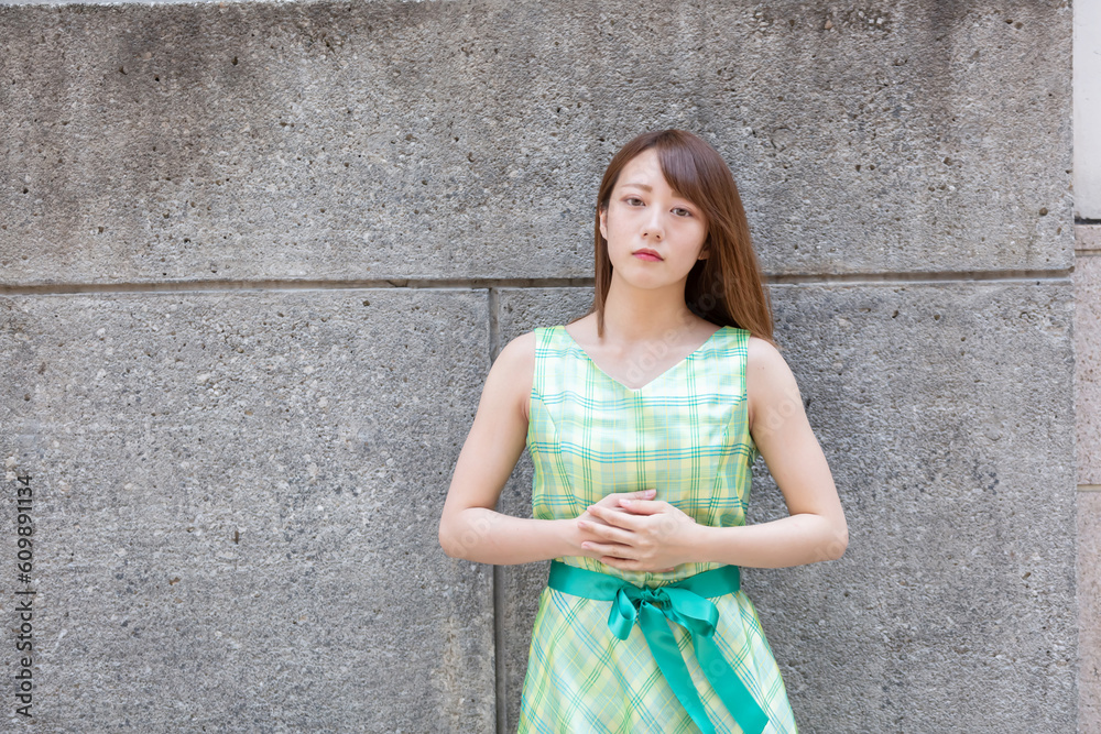 若い女性