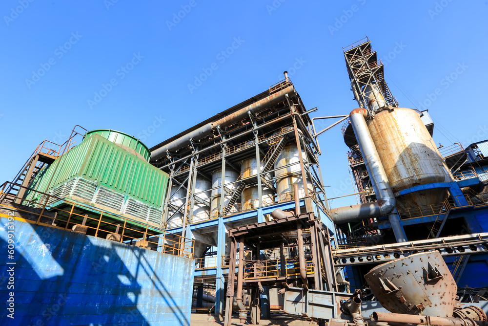 The workshop and equipment of the steel mill The workshop and equipment of the steel mill