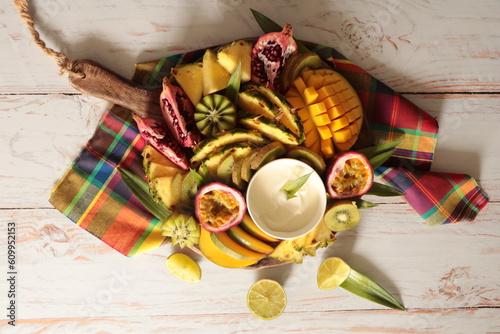 plateau de fruits exotiques