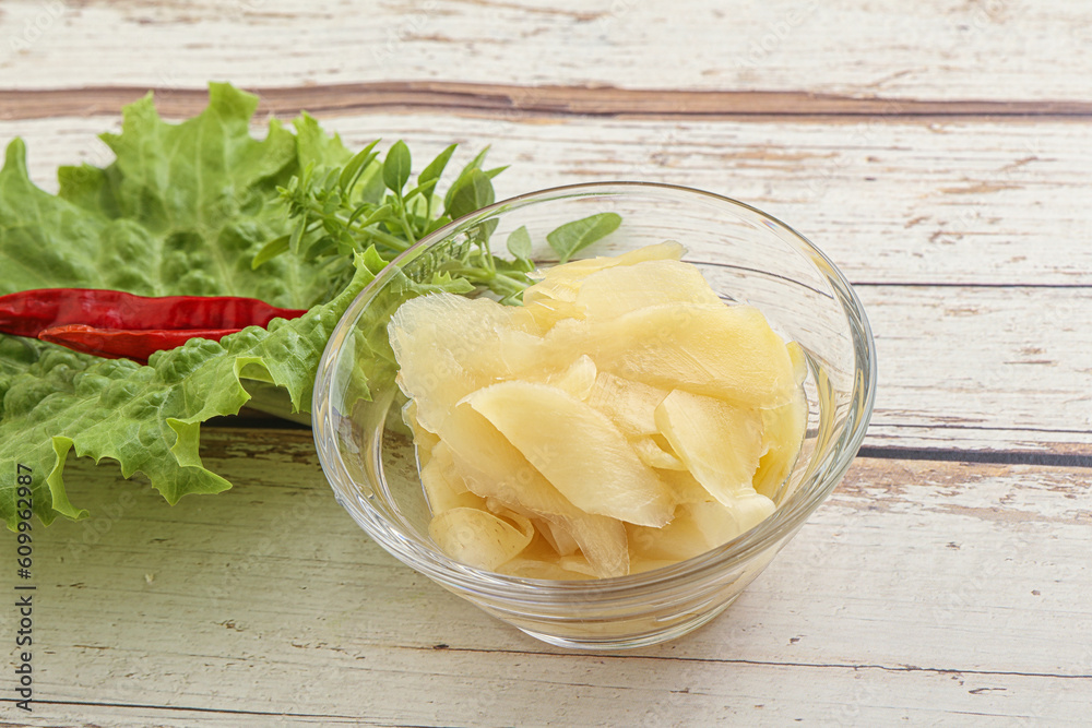 Marinated white ginger in the bowl
