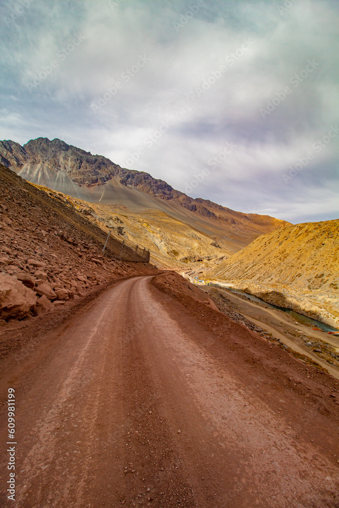 montanhas de  Cajón del Maipo e Embalse El Yeso, Chile cordilheira dos Andes, Santiago, Chile