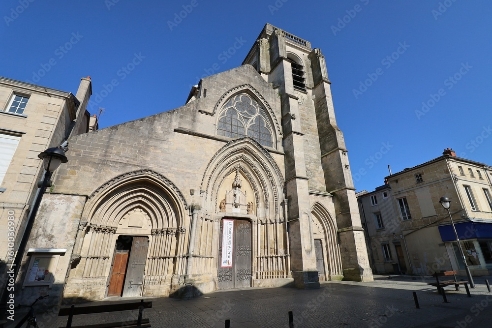 Eglise Notre Dame de l'Assomption, construite au 13ème siècle, de style gothique, ville de Saint Dizier, département de la Haute Marne, France