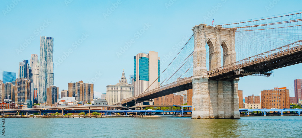 Fototapeta premium Brooklyn Bridge in New York, banner format