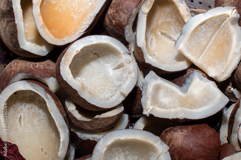 Half broken and full dried Coconut Half broken and full dried Coconut